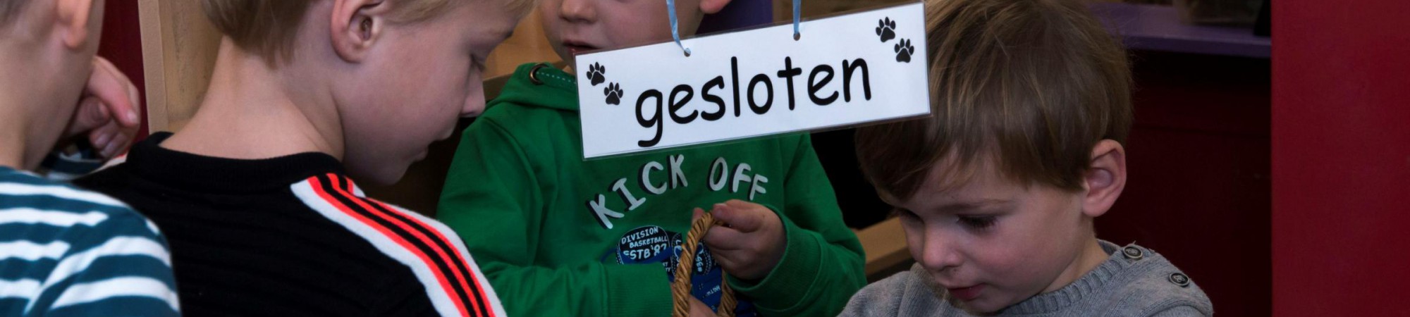 2018, Hoera kindercentra-LEEF-Loket gesloten.jpg 2018, Hoera kindercentra-LEEF-Loket gesloten.jpg